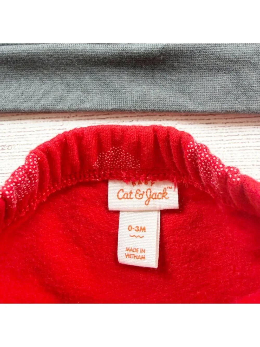 Cat & Jack Baby Outfit Cupid Dino Sweatshirt Heart Pants Set 0-3 Months
